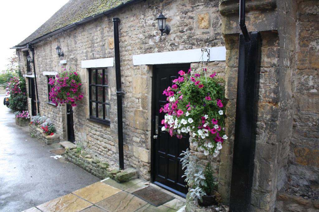 The Kings Arms Hotel Stow-on-the-Wold Exterior photo